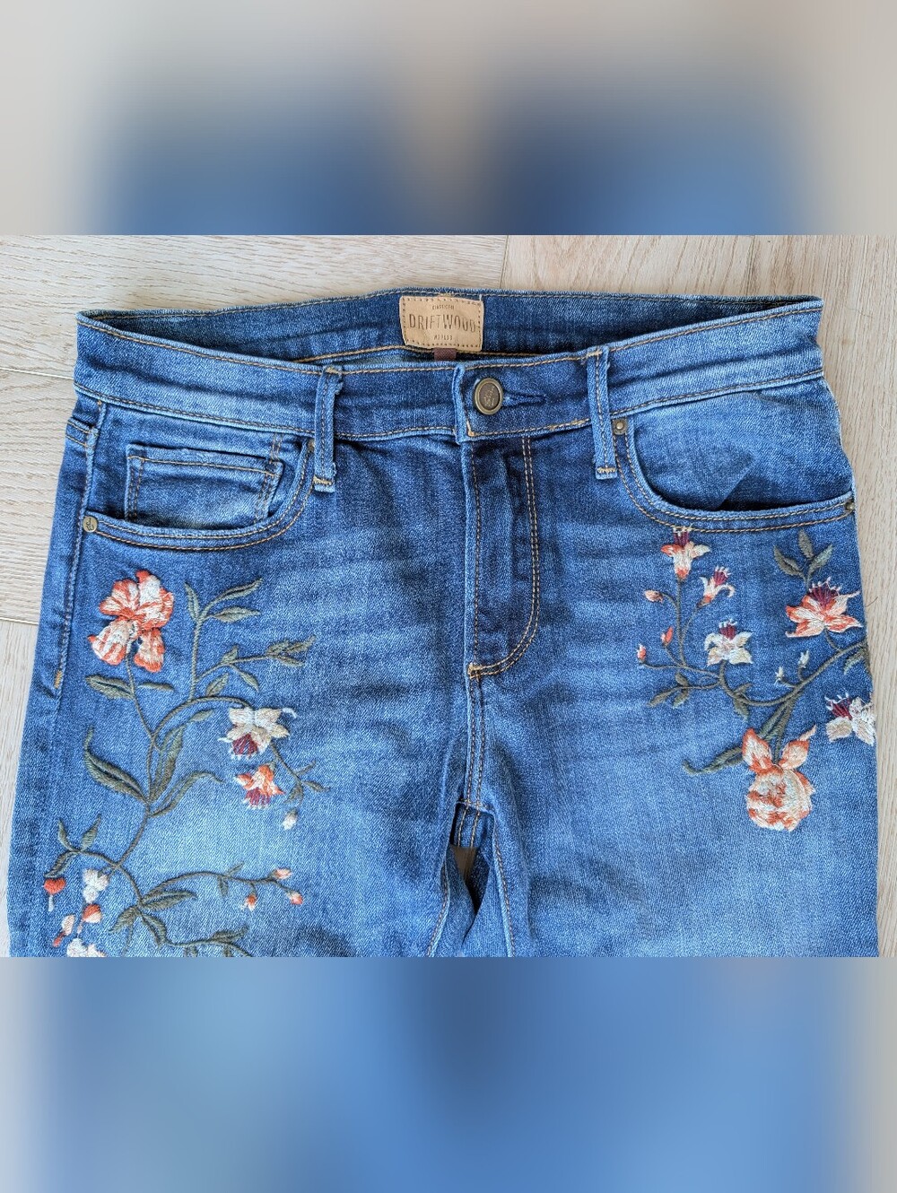 Driftwood Kelly Whispering Vines Embroidered Bootcut Jeans Women’s Size 27 - Picture 2 of 7